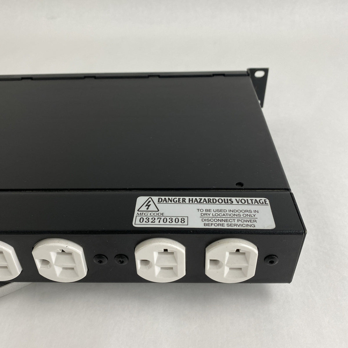 Middle Atlantic PD-920R-NS 20 AMP Power Center 8 Outlet10