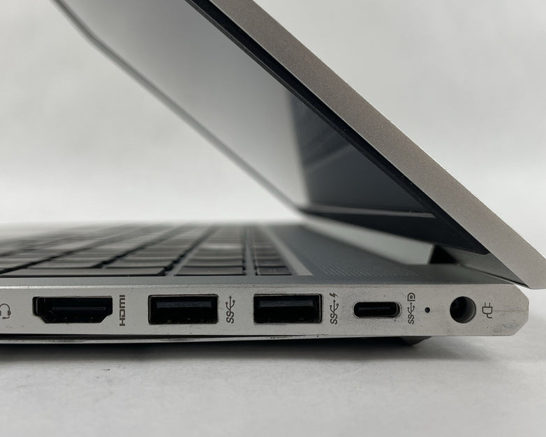 HP ProBook 450 G8 15.6" i5-1135G7 2.40 GHz 8 GB RAM No SSD/OS/AC - Bad USB