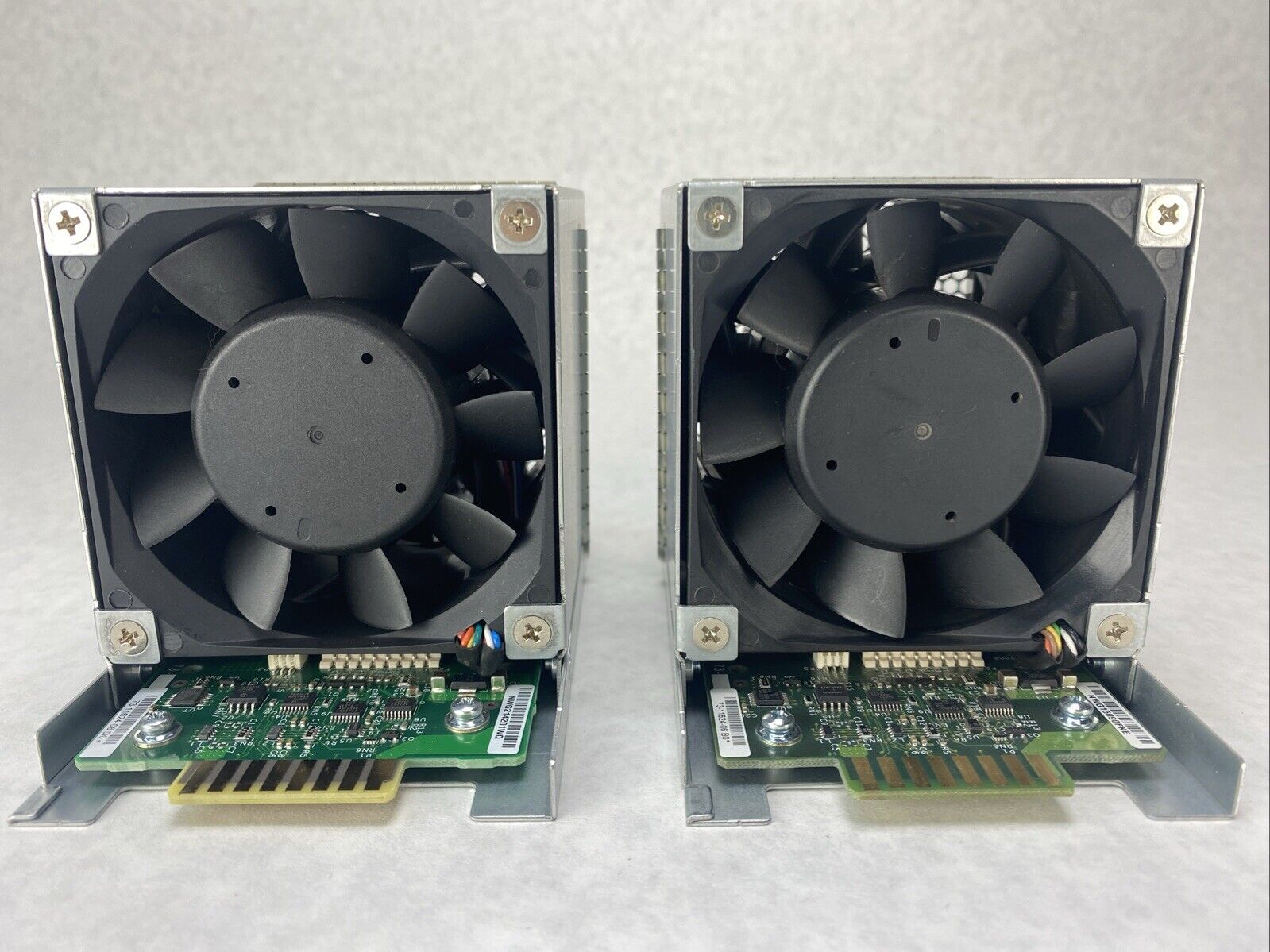 Lot( 2 ) Cisco N20-FAN5 V02 Blade Server Fan Module 800-30208-06 D0