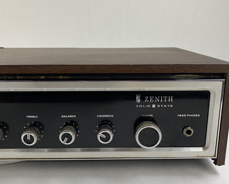 Zenith F680W Stereo 8 Eight Track Player Digilite Receiver For Parts and Repair