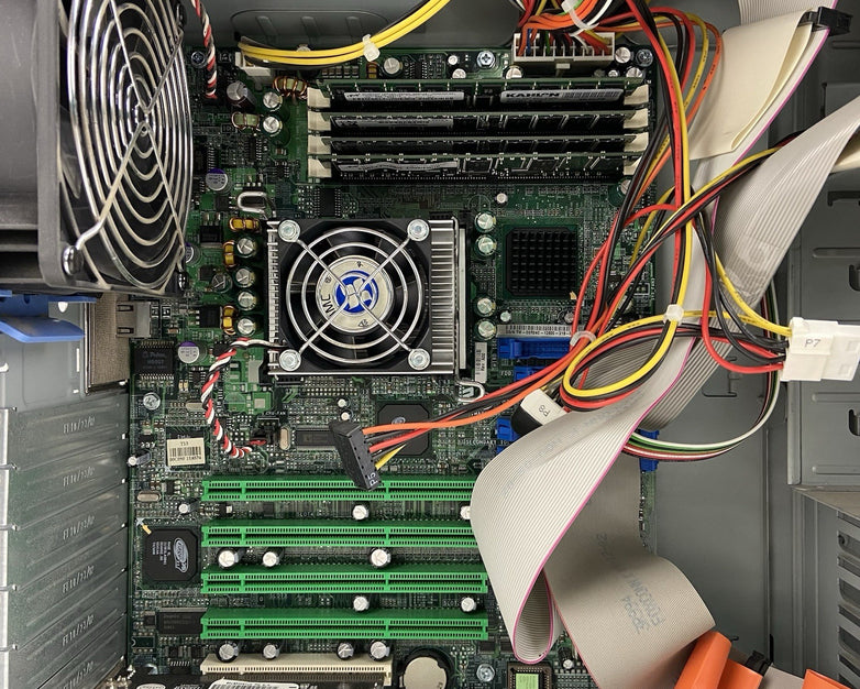 Dell PowerEdge 600SC Server Intel Pentium 4 256MB RAM No HDD No OS