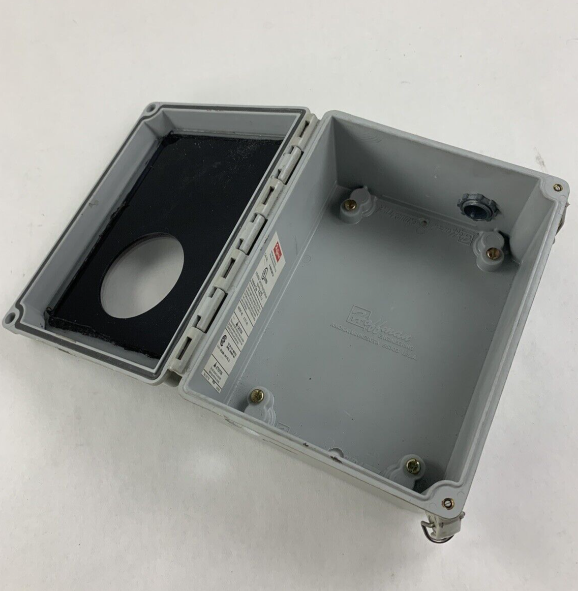 Hoffman A-864CHQRFGW Enclosure 8x6x4"
