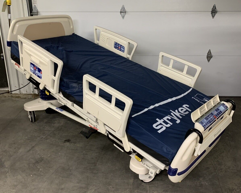 Stryker Epic Bed 2030 Critical Care Hospital Bed Comfort Gel Semi Bad Hydraulic