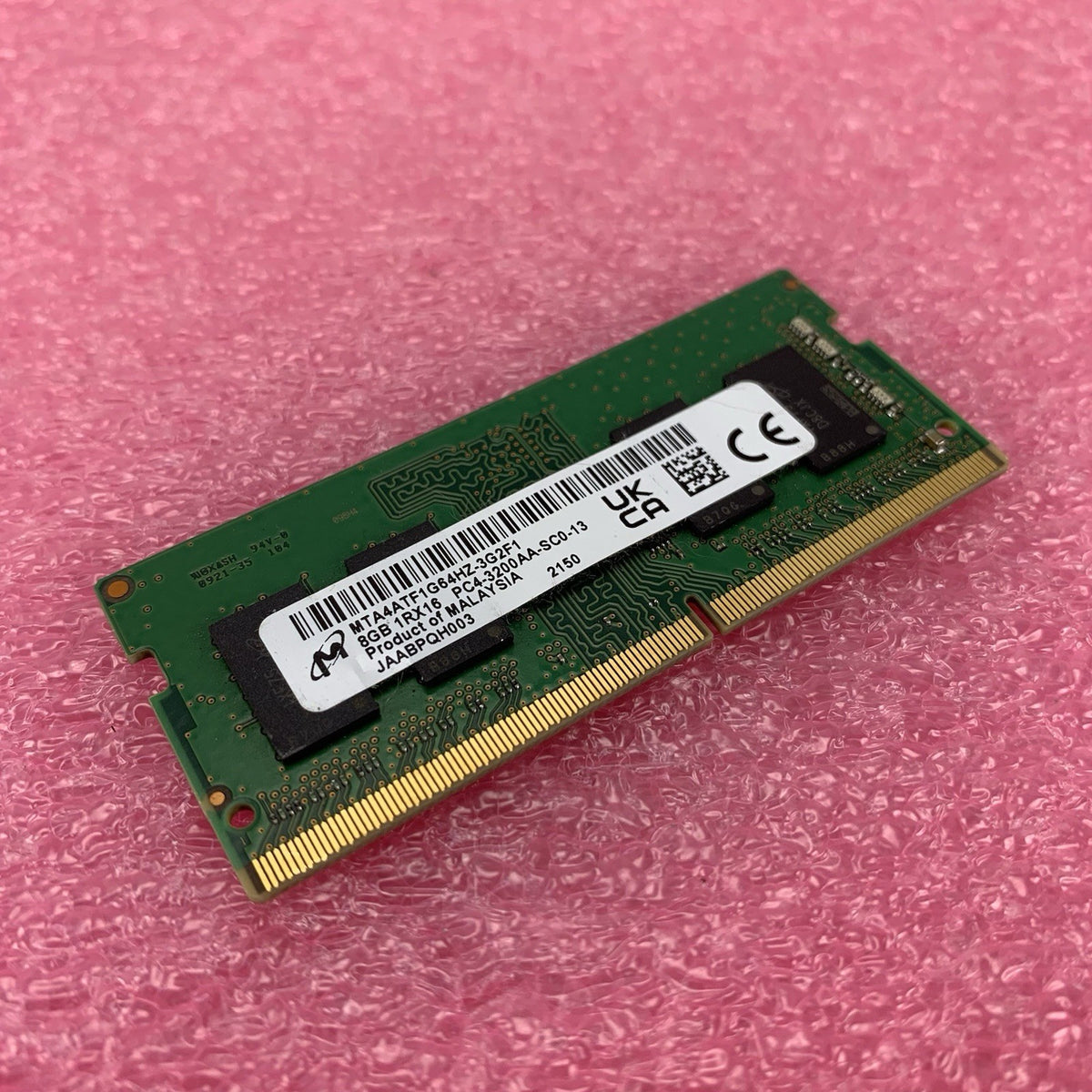 Micron MTA8ATF1G64HZ-2G3B1 PC4-2400T-SA1-11 8GB 1Rx8 Desktop Memory RAM0