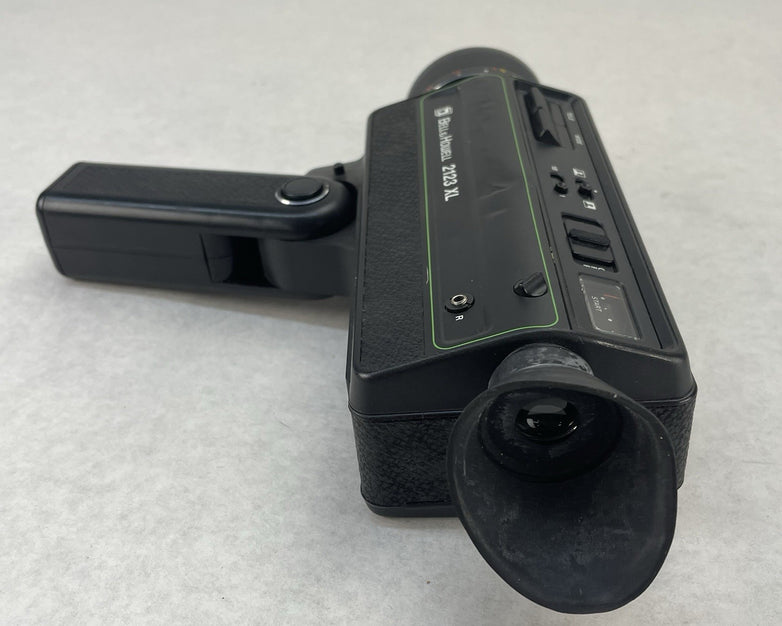 Bell & Howell  2123F Super 8 Hand Cam No Film - For Parts or Repair