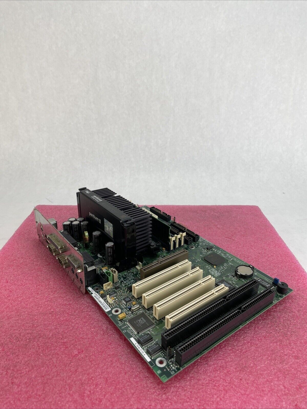 Packard Bell PLT 7800 Motherboard Intel Pentium II 350MHz 68MB RAM w/Shield