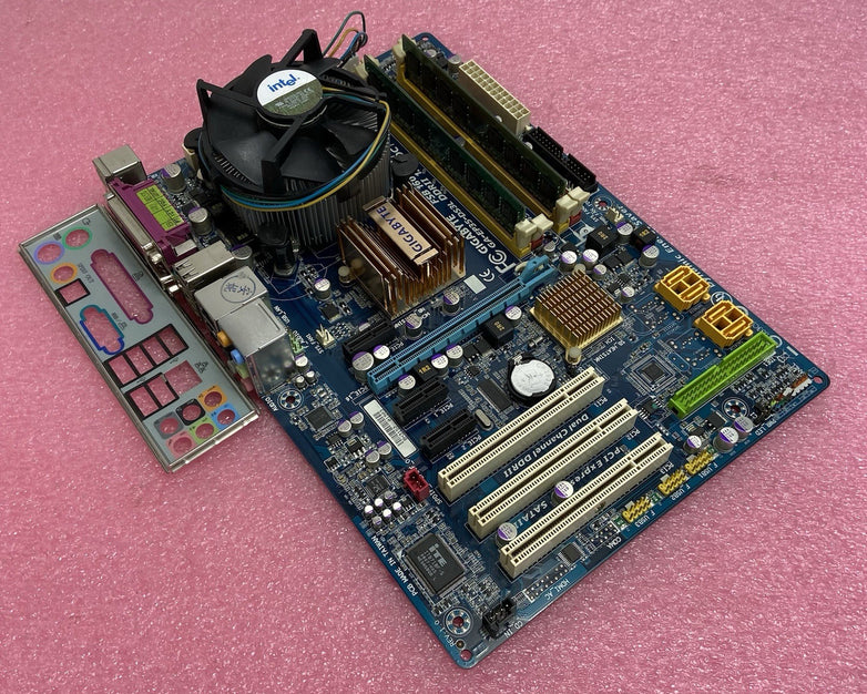 Gigabyte EP35-DS3L Motherboard Intel Core 2 Quad Q6600 2.4GHz 2GB RAM w/Shield