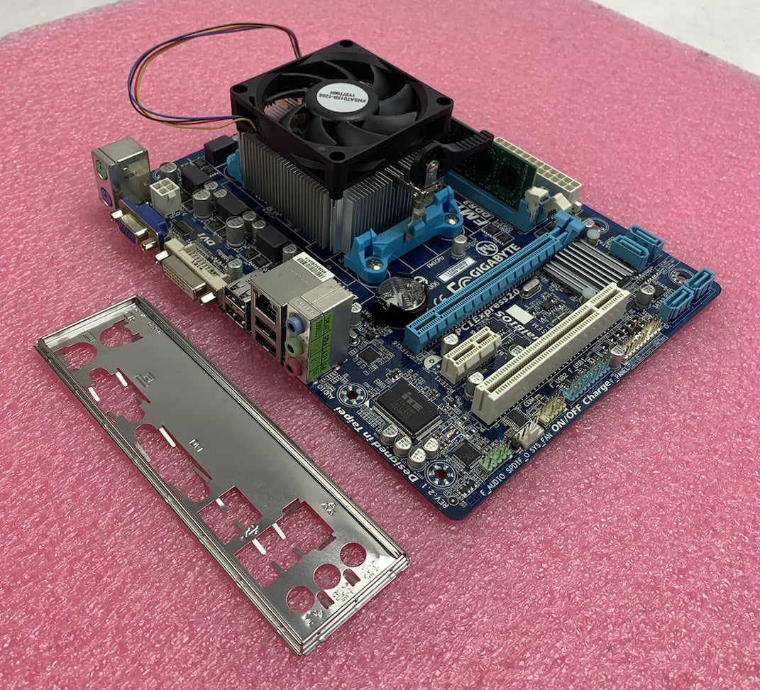 Gigabyte GA-A55M-DS2 Motherboard AMD A6-3670 2.7GHz 4GB RAM w/ Shield