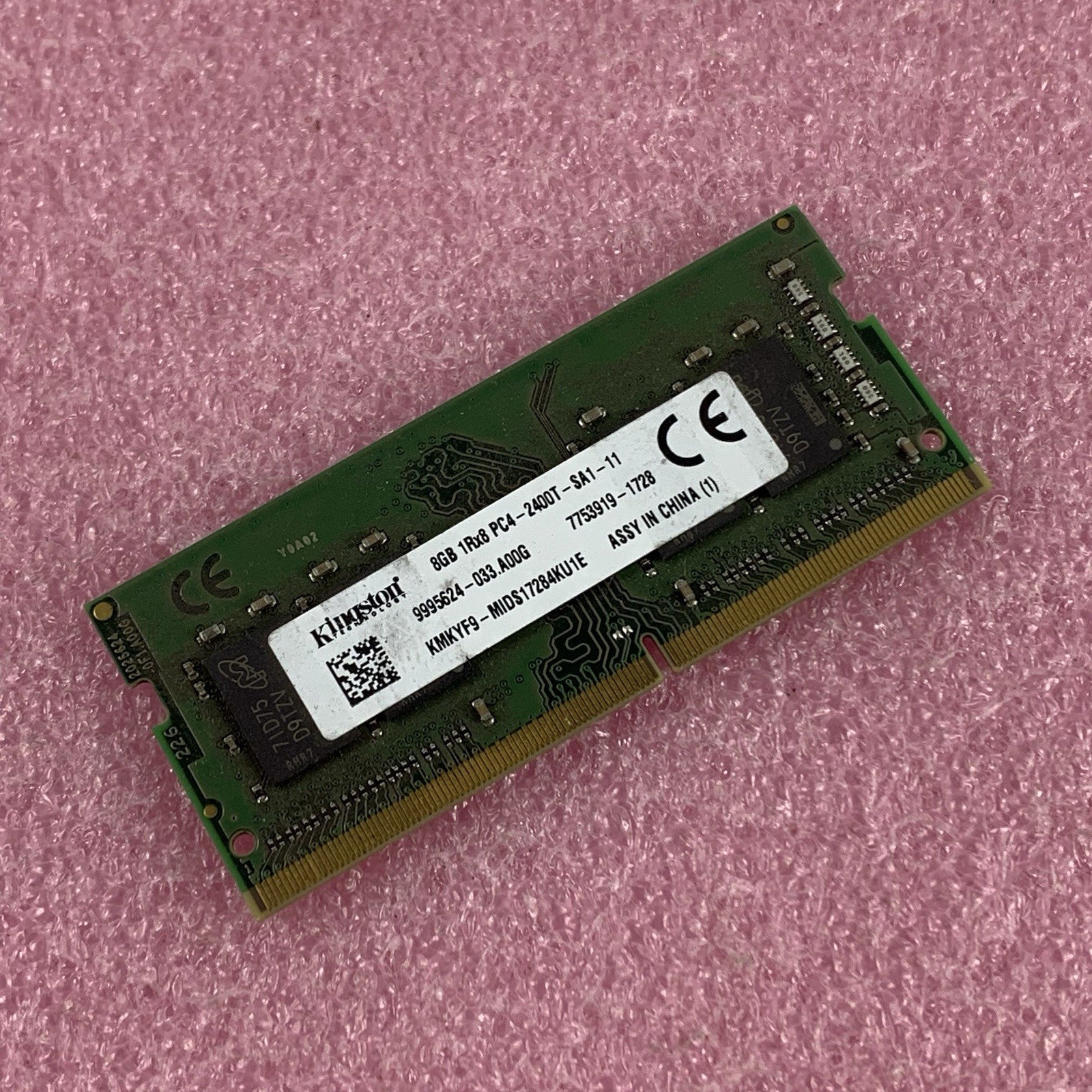 Kingston 9995624-033.A00G 8 GB DDR4 SO-DIMM PC4-2400T 260-Pin Laptop Memory Ram0
