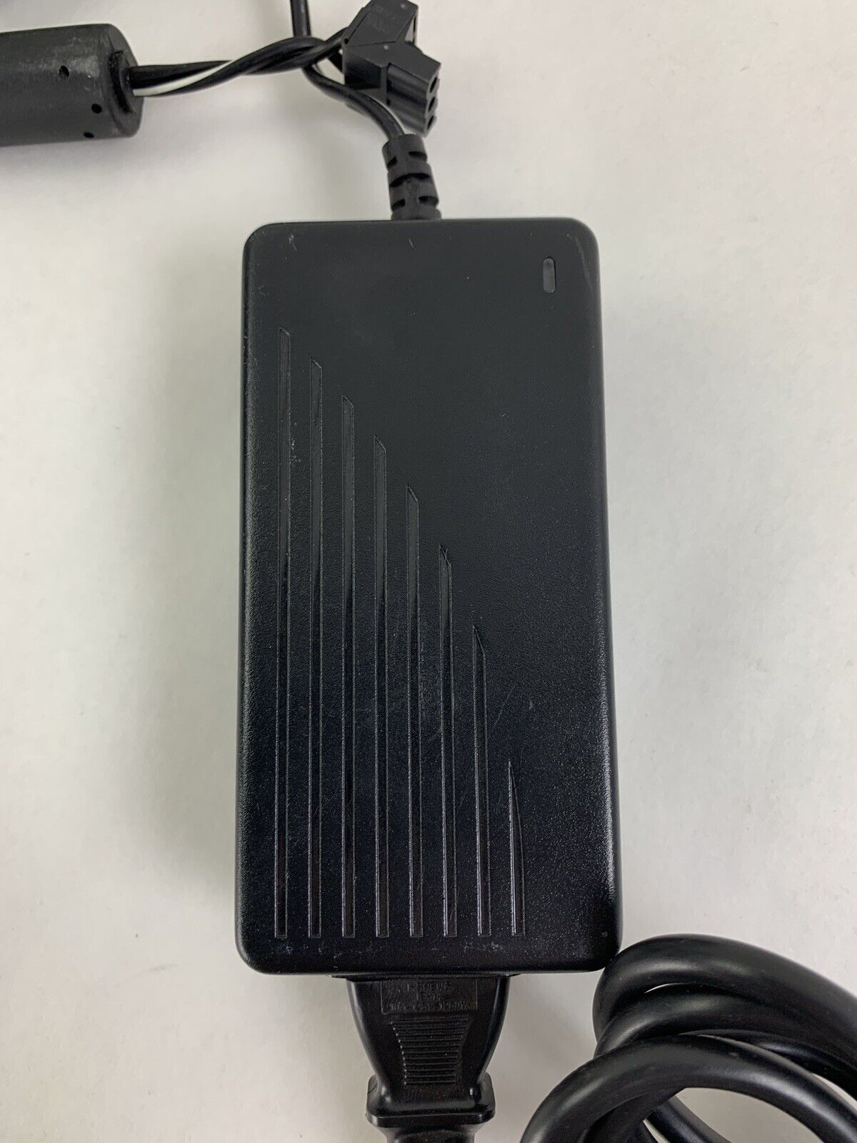 CUI EA1050B-240 AC Adapter DTS240250UC-S/T-ET 100-240V 24V-2.5A 50-60Hz 3 Pin