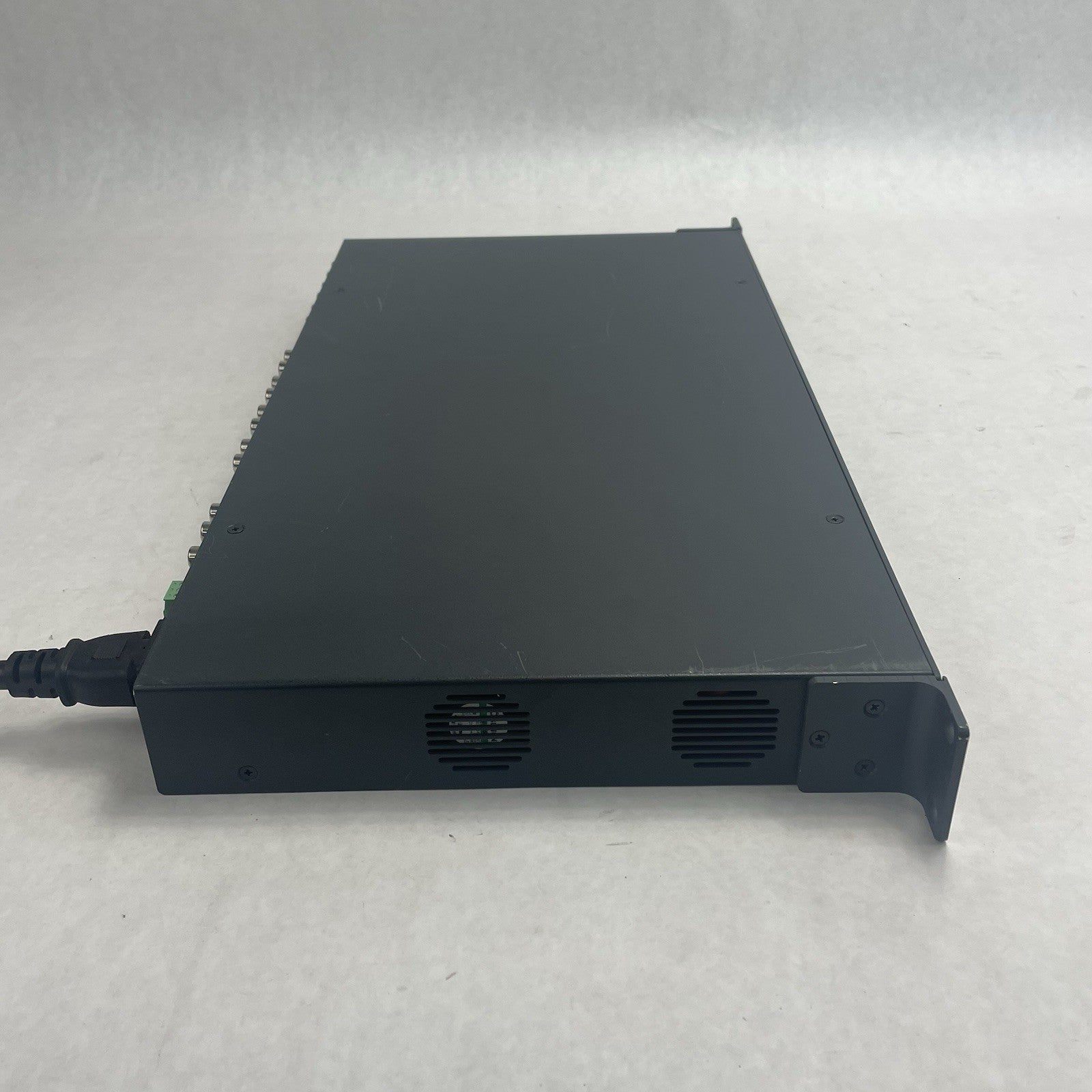 Kramer VP-728 9-Input HDMI HQV Digital Presentation Switcher/Scaler4