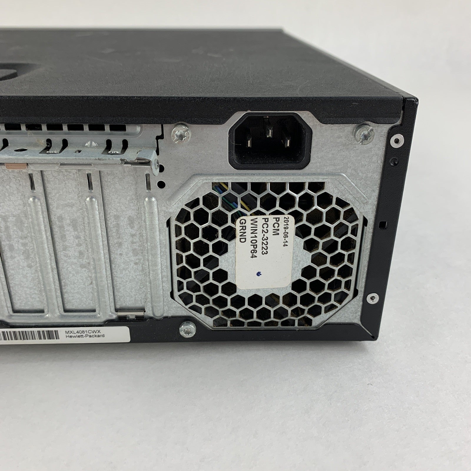 HP EliteDesk 800 G1 SFF Desktop i7-4770 3.4 GHz 4 GB RAM No OS No HDD