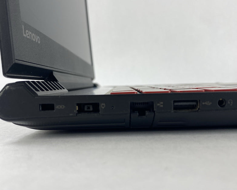 Lenovo Legion Y520-15IKBM 15.6" i7-7700HQ 2.80GHz 16GB RAM RTX 1060 No SSD/OS/AC