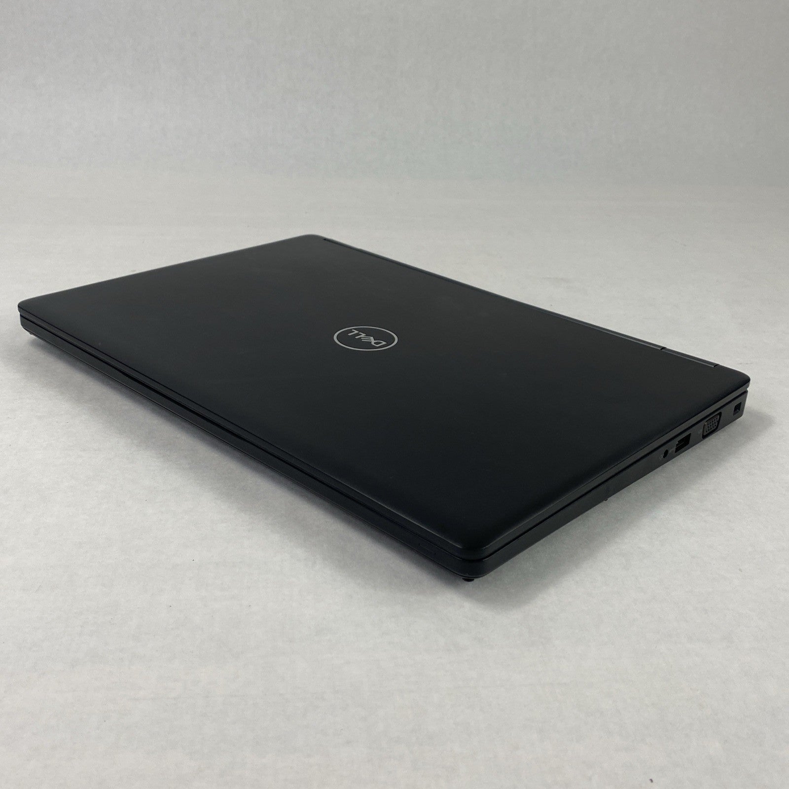 Dell Latitude 5490 Core i3-8130U 2.20 GHz 8 GB RAM 14" No Battery No HDD No OS
