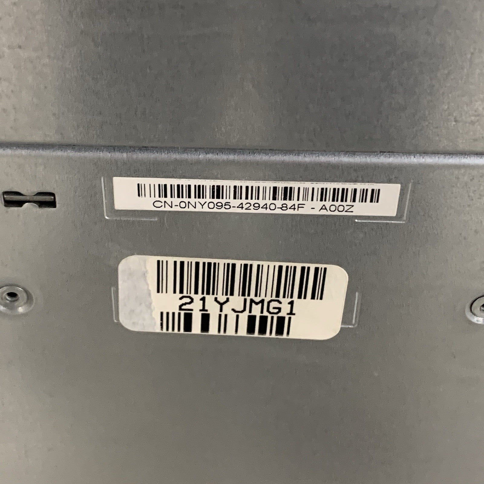 Dell PowerEdge M1000E Blade Server W/ 6x Power Supplies 9x Fans 12x Blanks6