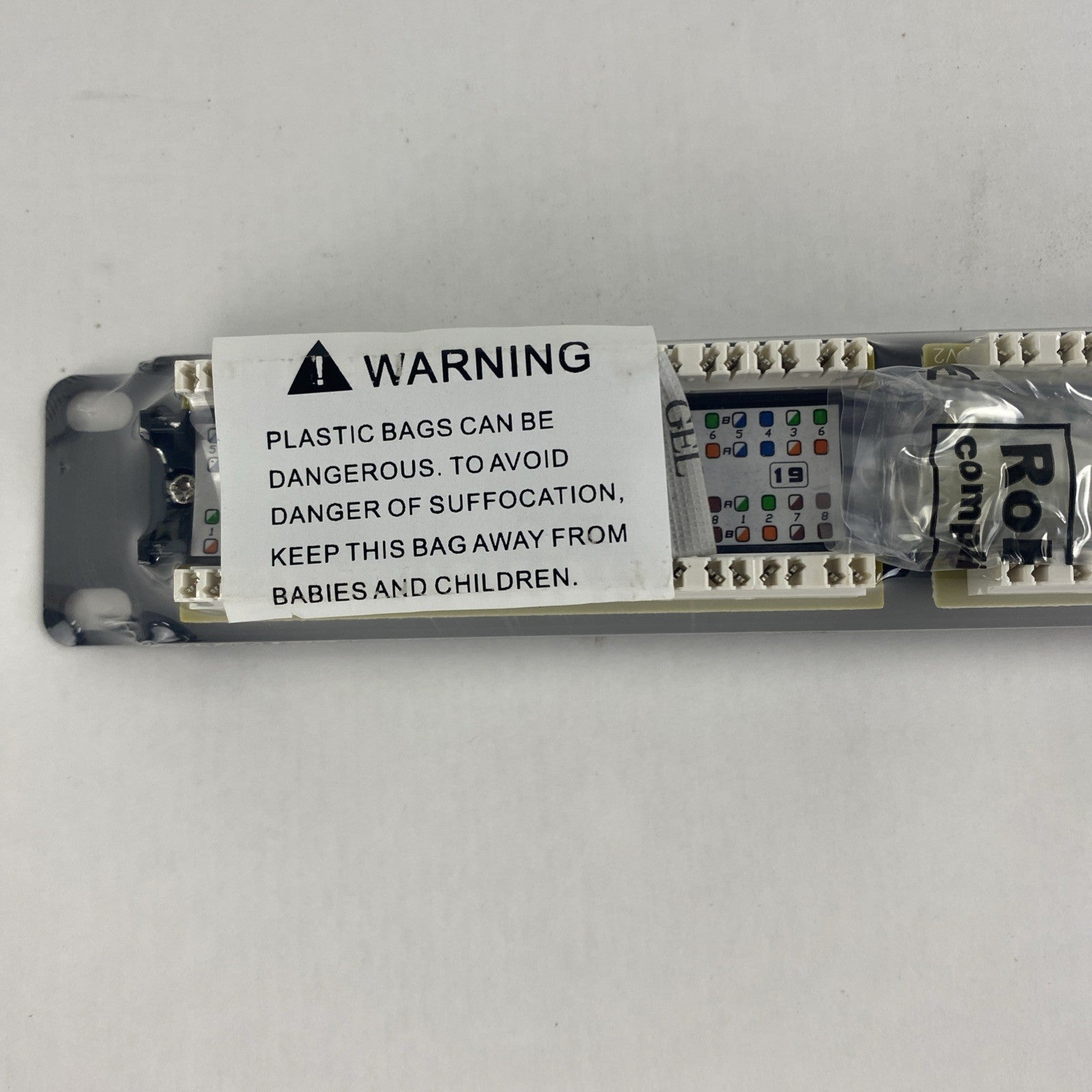 Cable Matters RJ45 110-Type 24-Port Cat 6 1U Patch pannel Open Box Sealed10