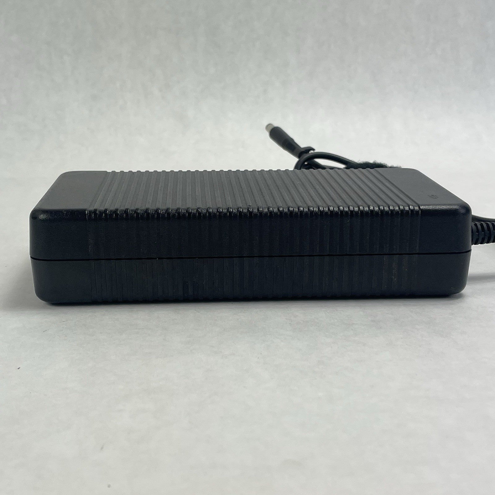 HP HSTNN-DA12 230W AC Power Adapter