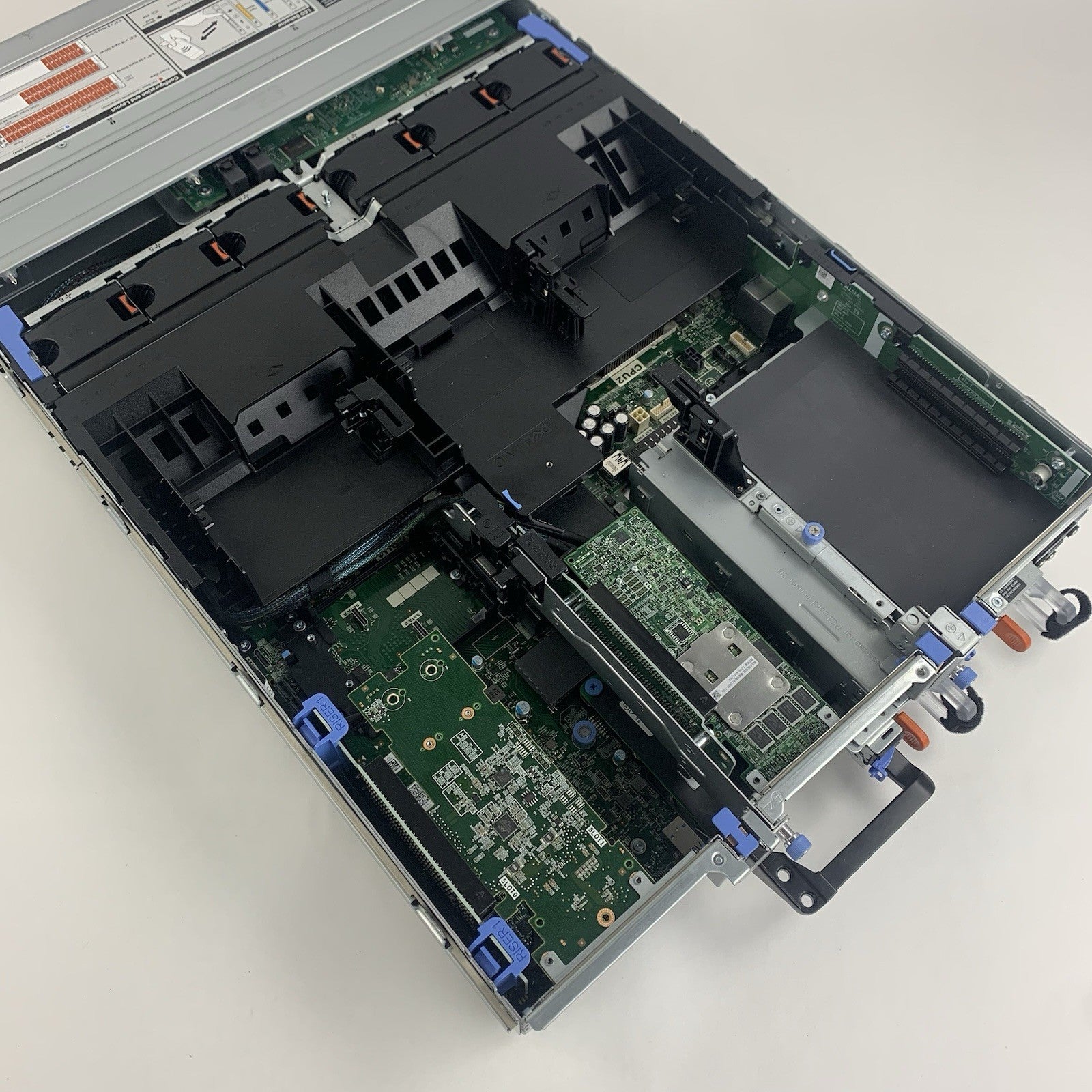 Dell PowerEdge R740 2x Xeon Silver 4114 2.20 GHz 64 GB RAM H740p No OS No HDD14