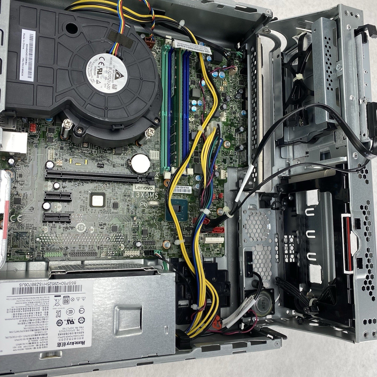 Lenovo ThinkCentre M720s SFF Intel Core i5-8500 3GHz 8GB RAM No HDD No OS