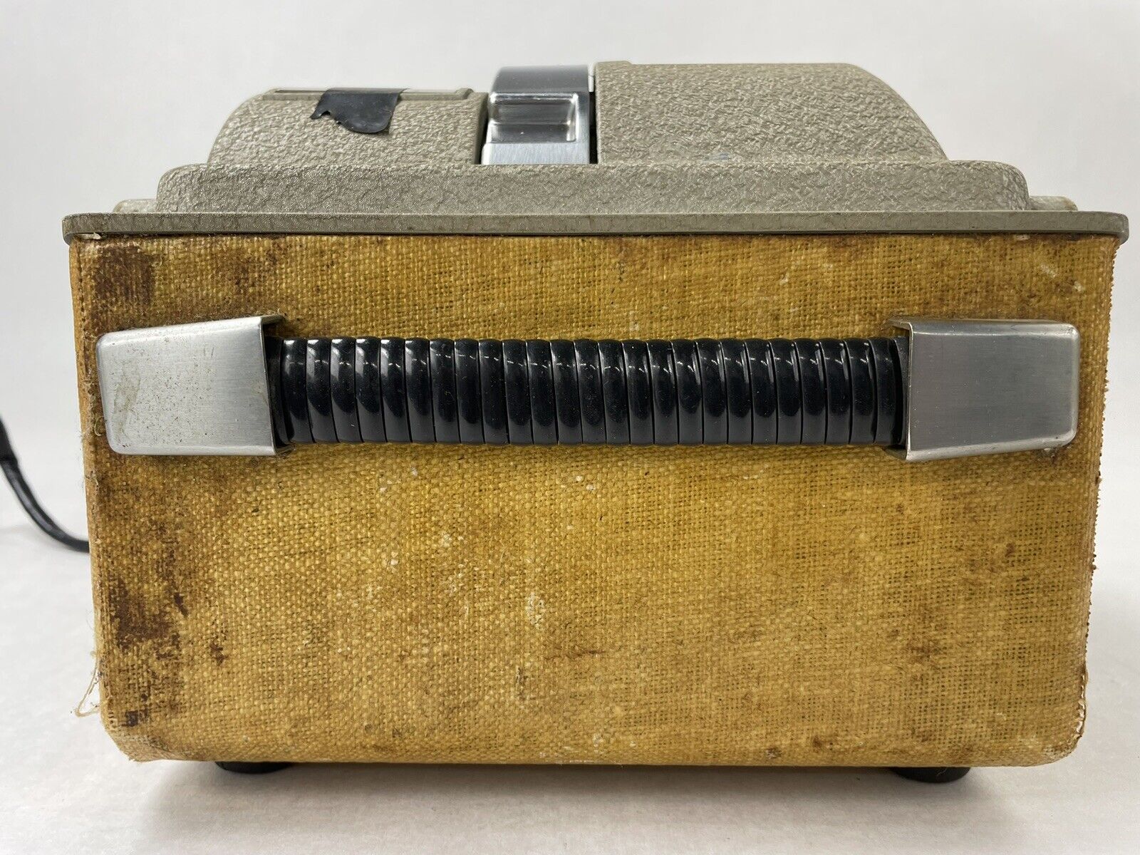 Revere P-444 Slide Projector With Case - Untested Parts Only