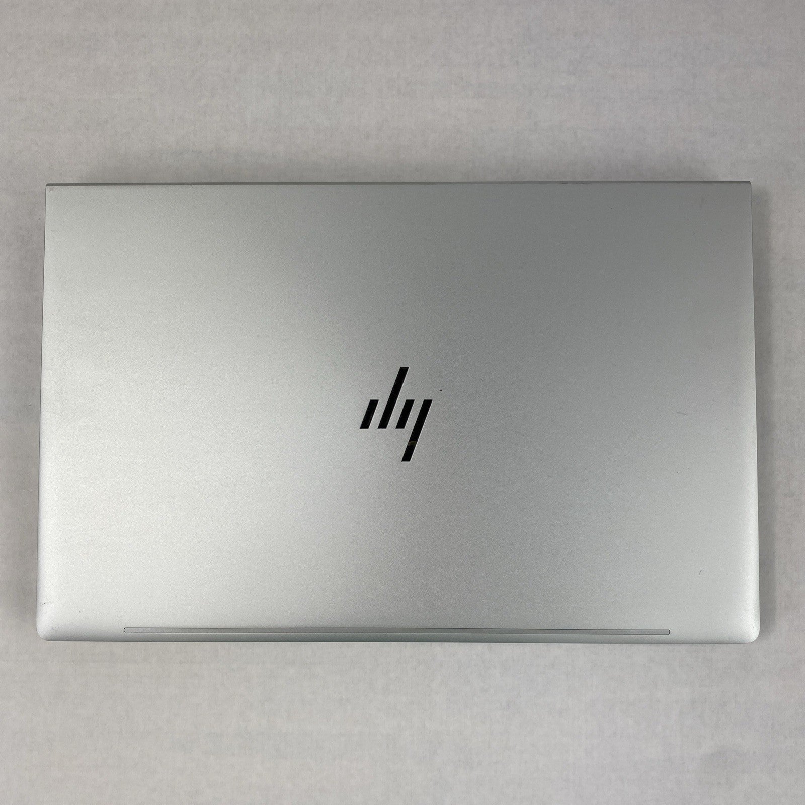 HP EliteBook 655 G9 AMD Ryzen 5 Pro 5675U 2.30GHz 8GB RAM 15.6" No HDD No OS