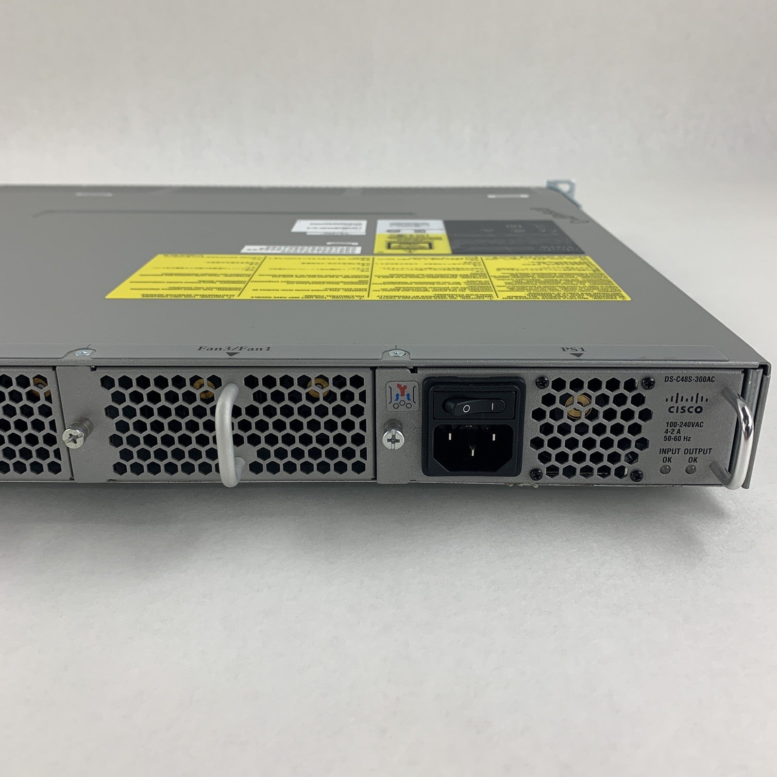 Cisco DS-C9148S-K9 MDS 9148S 16G Multilayer Fabric Switch Tested 2x Power Supply