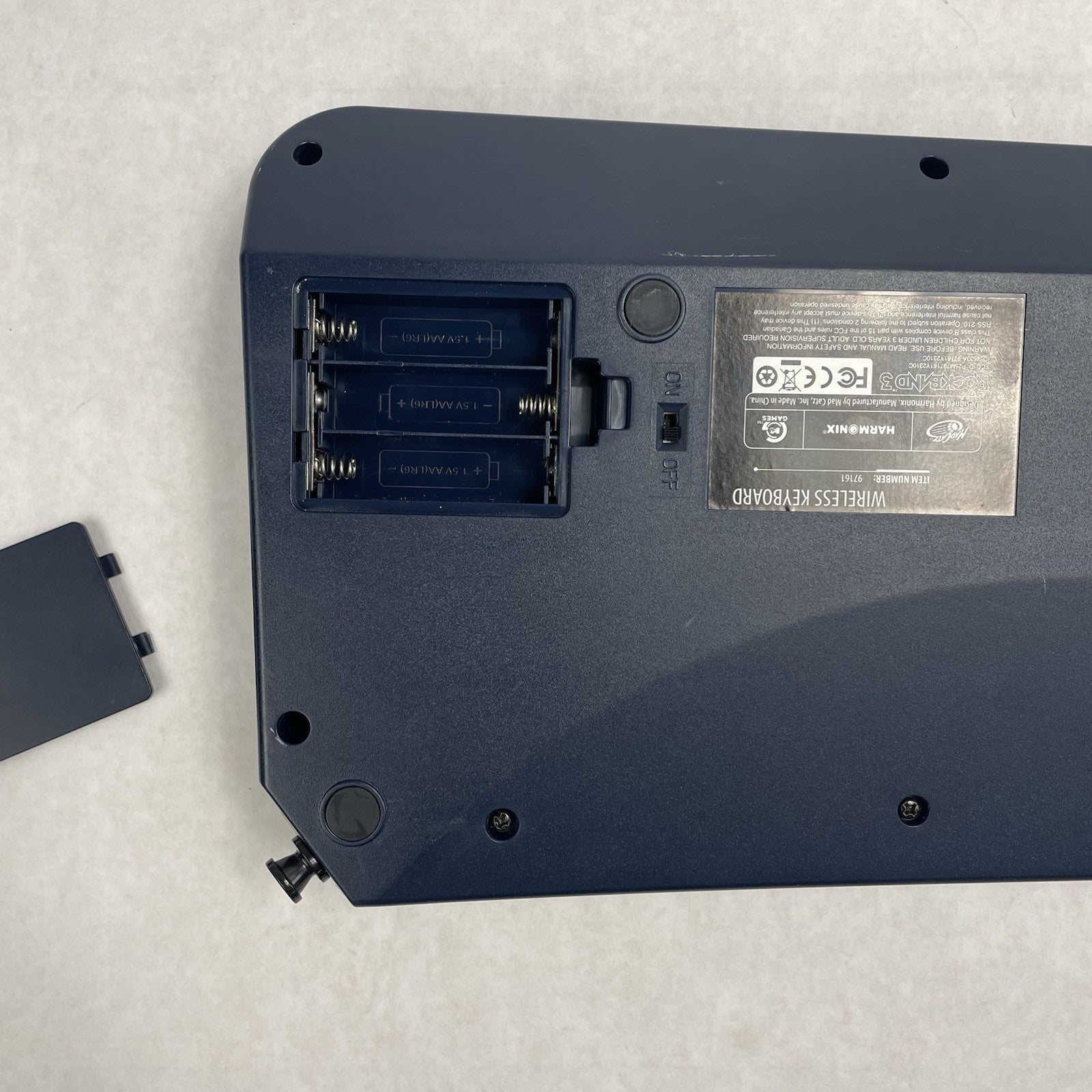 Rock Band 3 Wireless Keyboard Controller PlayStation 3 No USB Dongle No Game