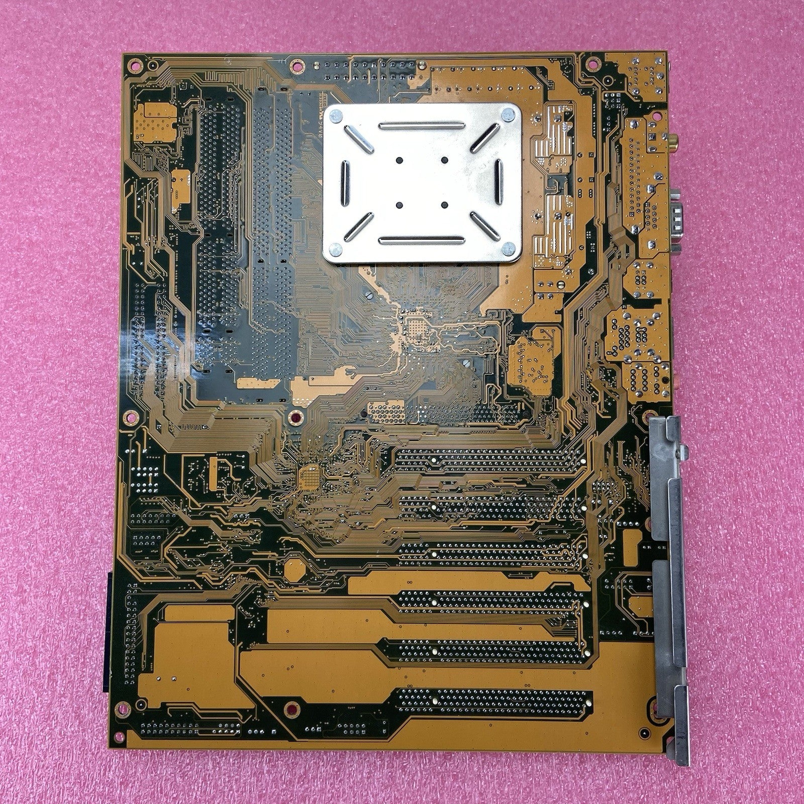 ASUS P4S533-X Motherboard Intel Pentium 4 2.2GHz 1GB RAM No IO Shield7