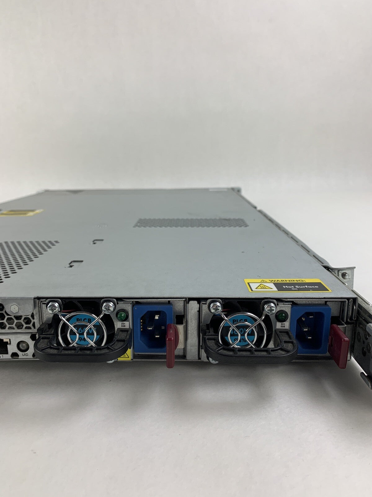 HP ProLiant DL360e Gen8 Intel Xeon E5- 2403 1.8 GHz 32 GB Ram No OS No HDD8