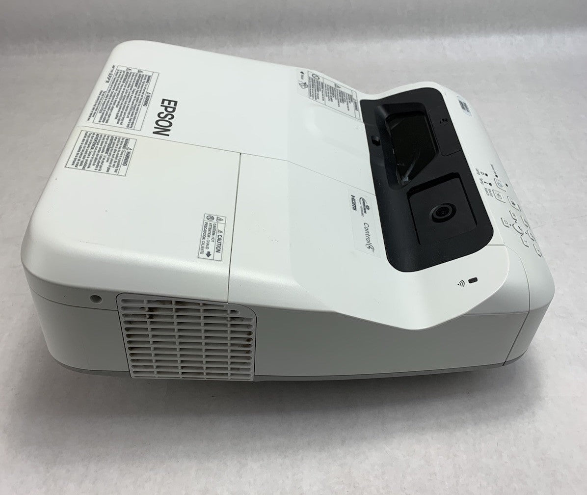 Epson PowerLite 695Wi H740A LCD Lamp Projector 1583 Lamp Hours - No Remote2
