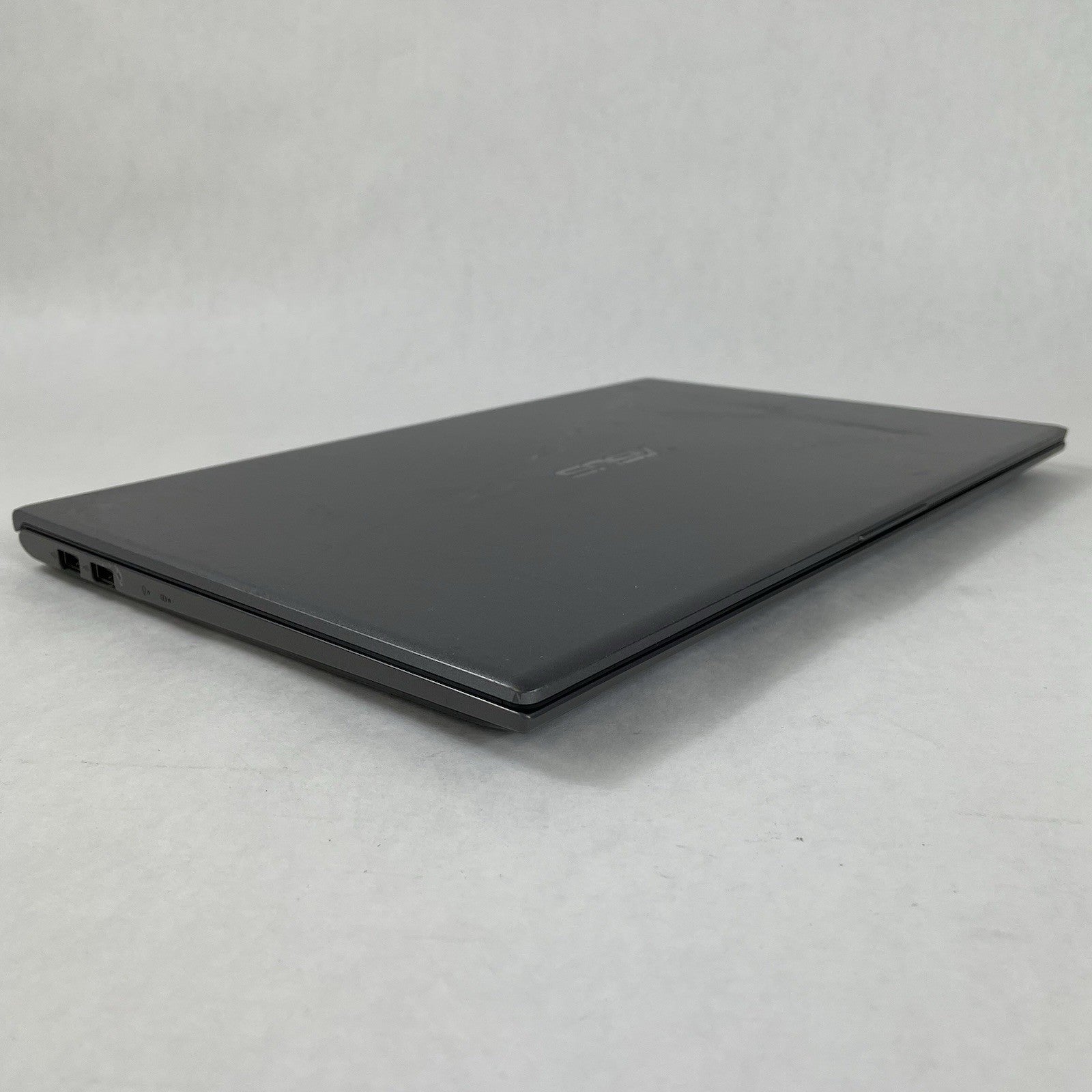 ASUS VivoBook F512F 15.6" i3-8145U 2.10 GHz 8 GB RAM No SSD No OS No AC9