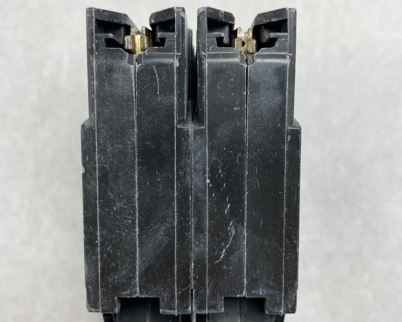 General Electric Model C THQL2130 30A 2 Pole Plug In Circuit Breaker Box Of 5