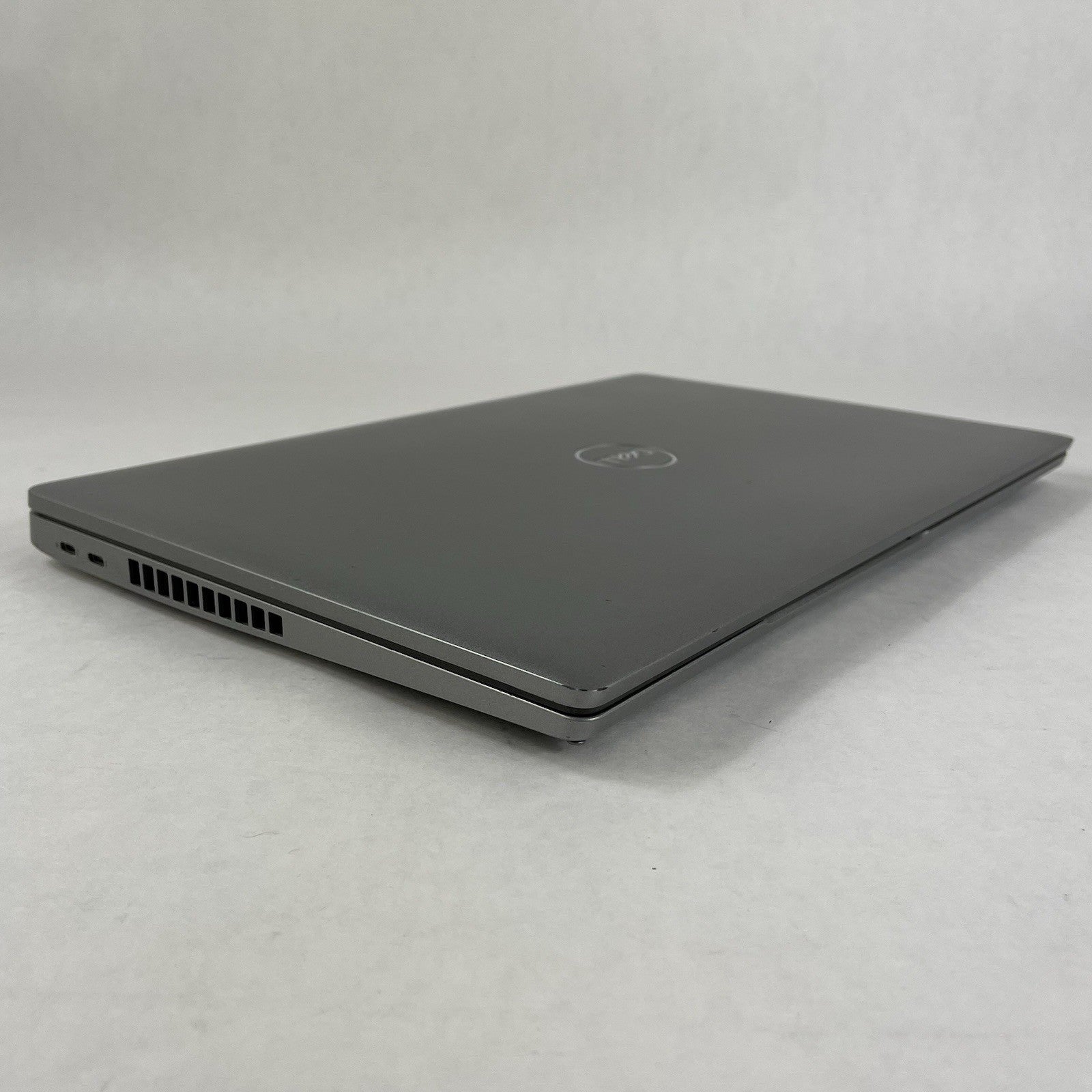Dell Latitude 5520 15.6" i5-1135G7 2.40 GHz 8 GB RAM No SSD/OS/AC/Batt10