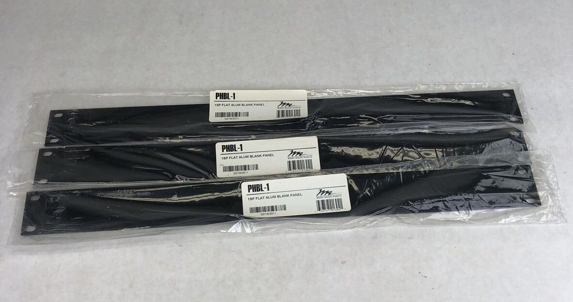 Middle Atlantic Products PHBL-1 1SPFlat Alum Blank Panels (Lot of 3)