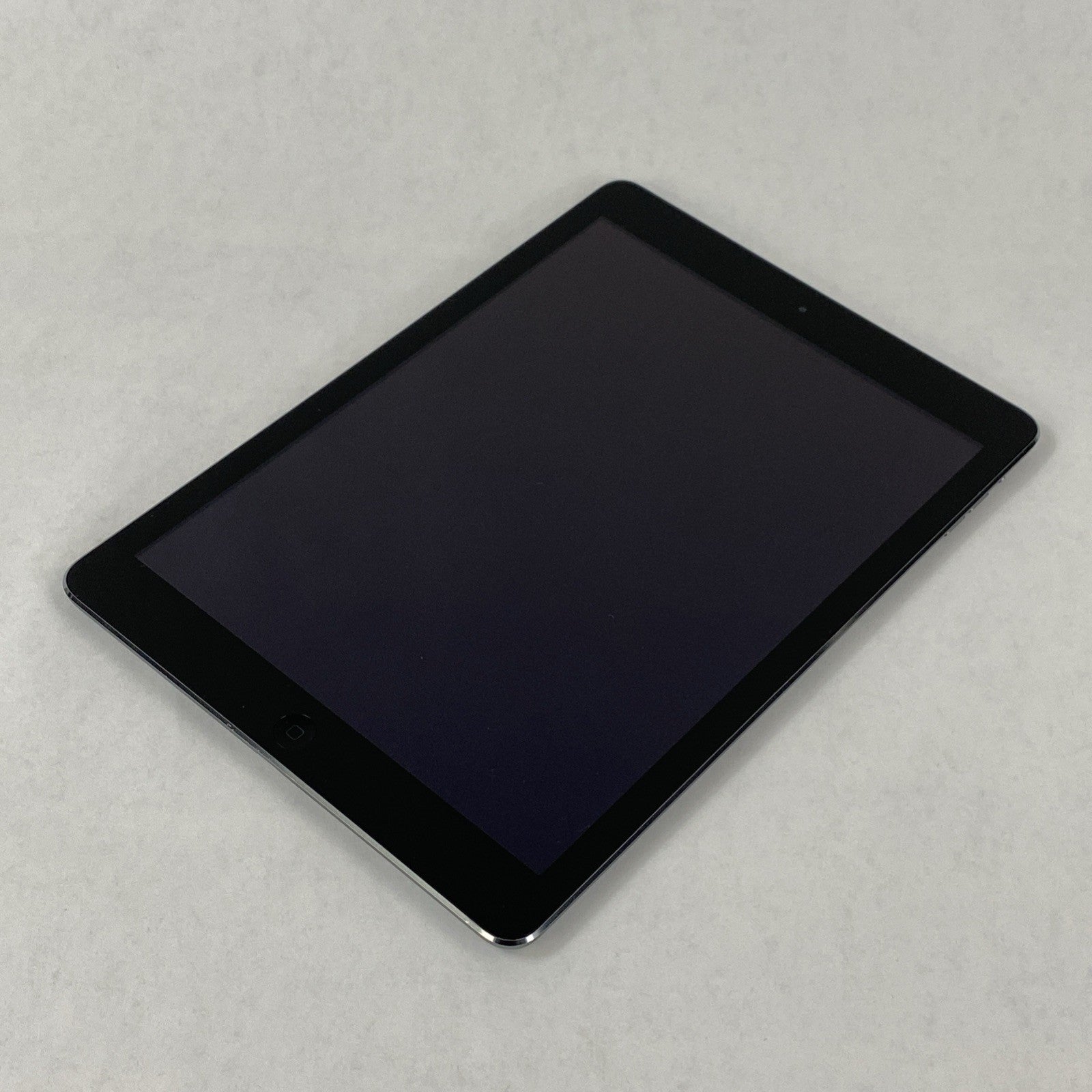 Apple iPad Air 1st Gen A1474 64GB Wi-Fi 9.7" Space Gray IOS 12.5.84