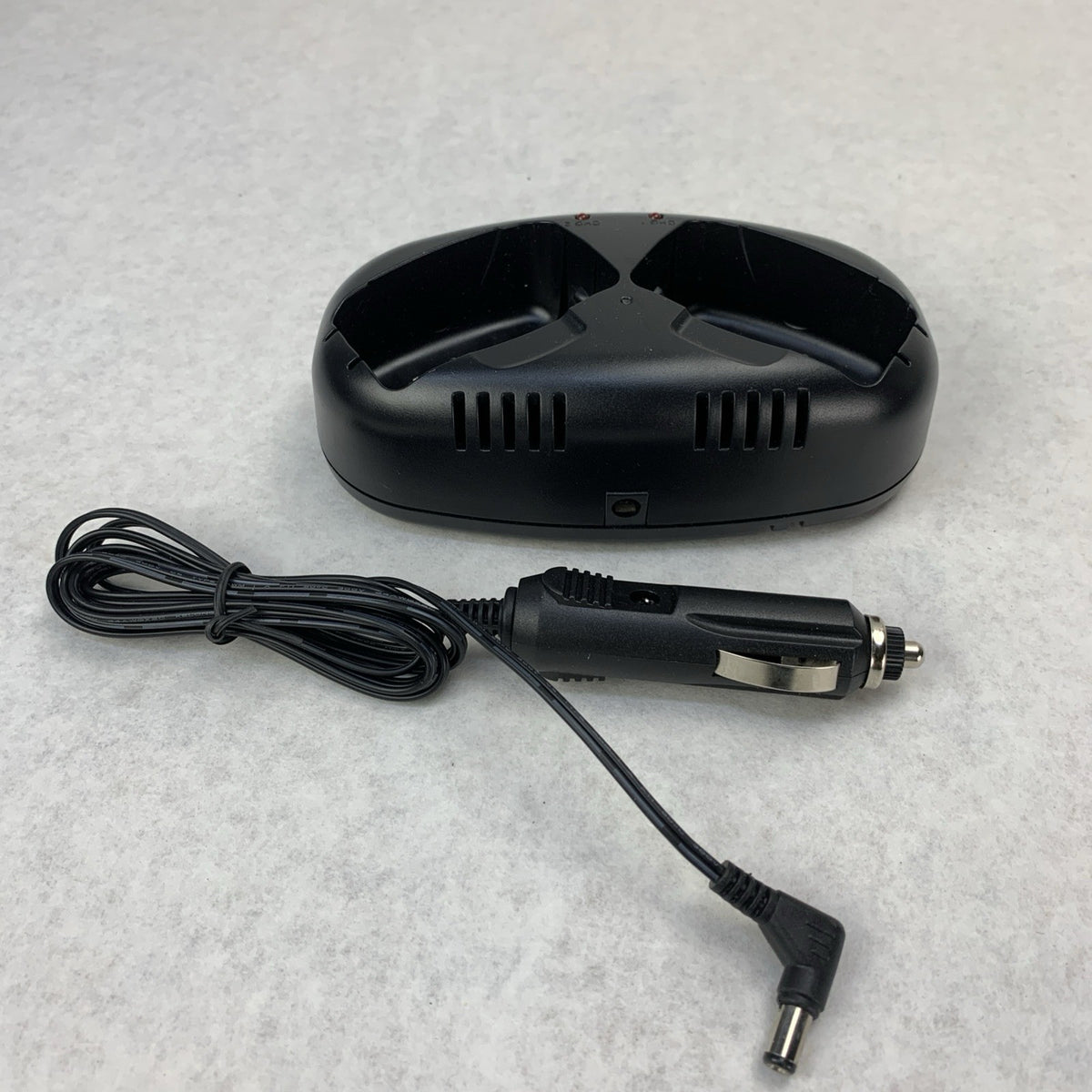 Midland GXT1000 GMRS 2-Way Radio Set of 2 Charge base Car Adapter - No Batteries2