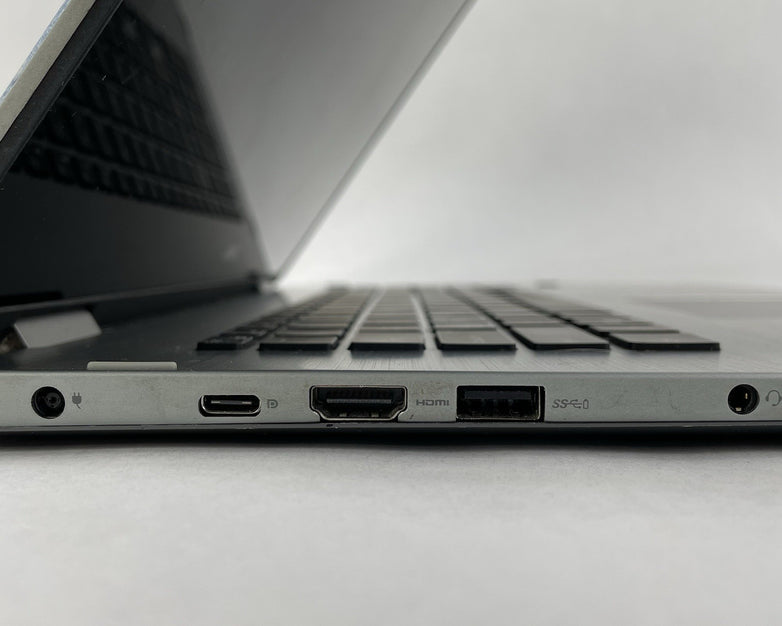 Dell Inspiron 17-7779 17.3" i7-7500U 2.70 GHz 16GB RAM NVIDIA GF108 No SSD/OS/AC