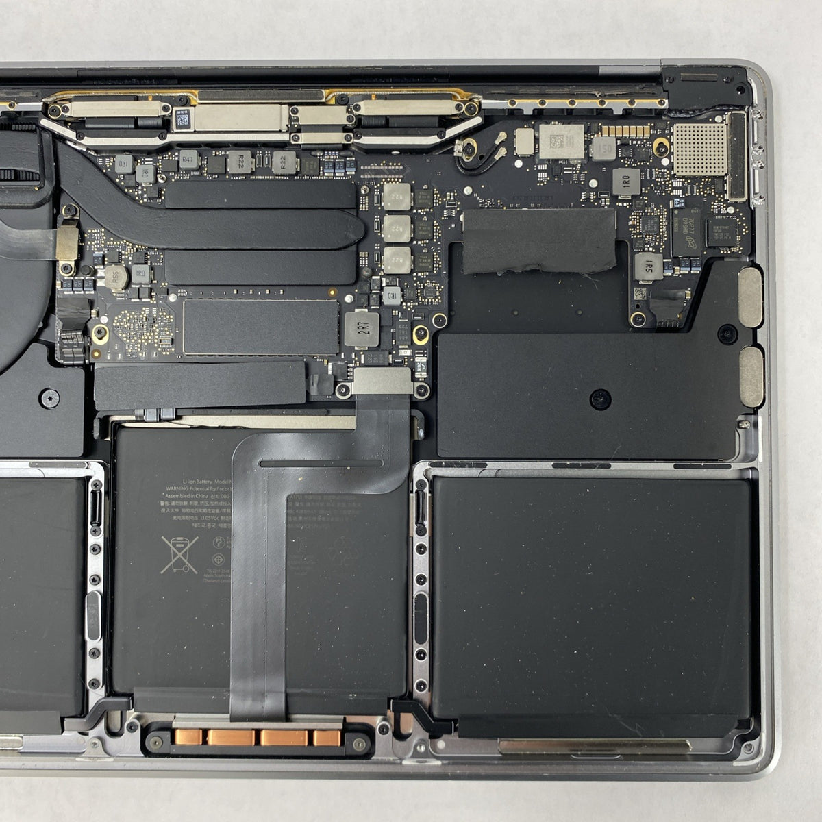 Apple MacBook Pro A1708 2017 13" Screen Keyboard Assembly - No Motherboard19