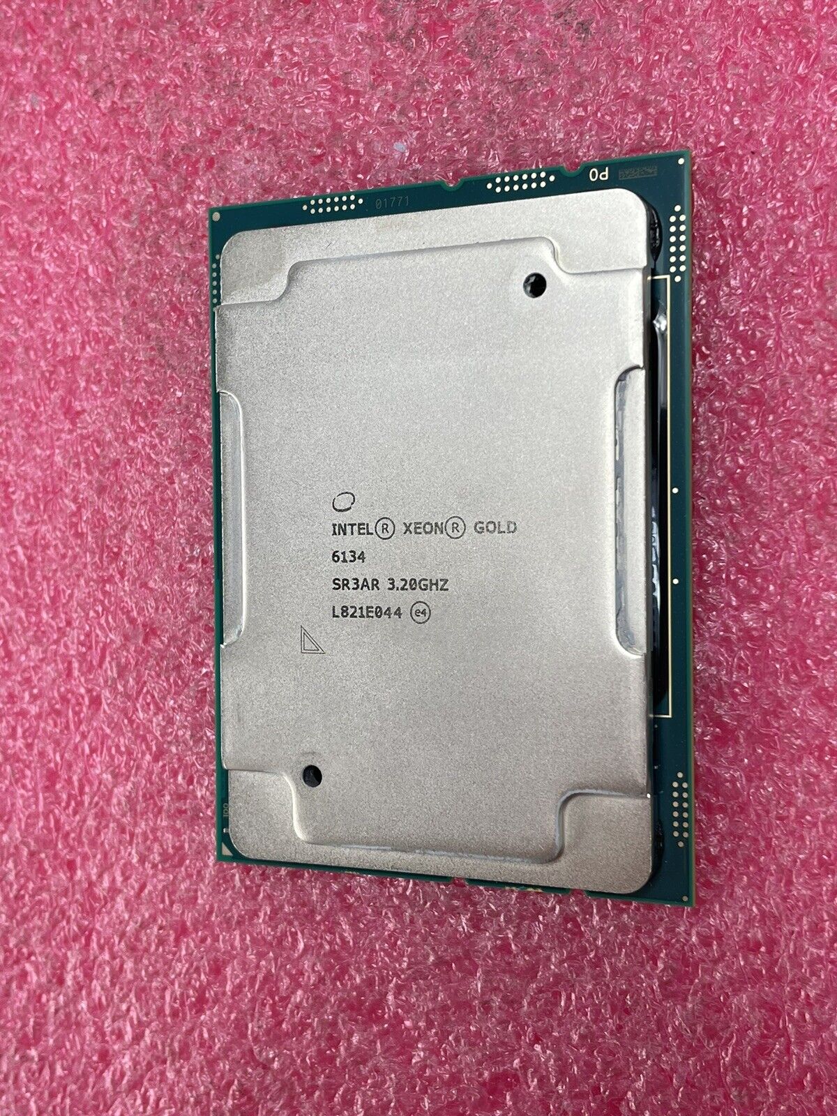 Intel Xeon Gold 6134 SR3AR 3.2GHZ 8 Core CPU Processor
