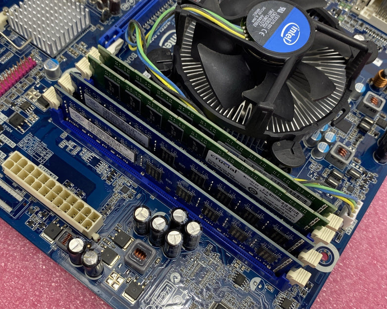 Intel DH55HC Motherboard Intel Core i5-650 3.2GHz 8GB RAM w/Shield