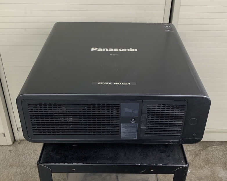 Panasonic PT-DZ10KU WUXGA DLP Lamp Projector - Tested No Lens No Remote