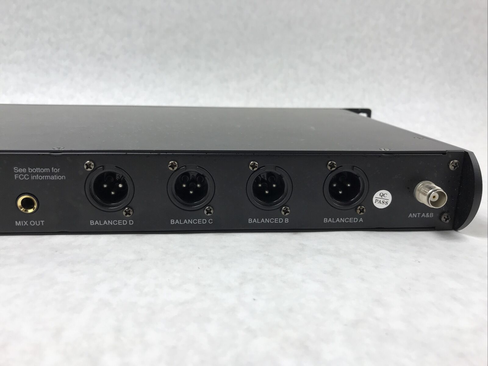 PendoMax PM-WP4M 4 Handheld Wireless Mic Professional Microphone System