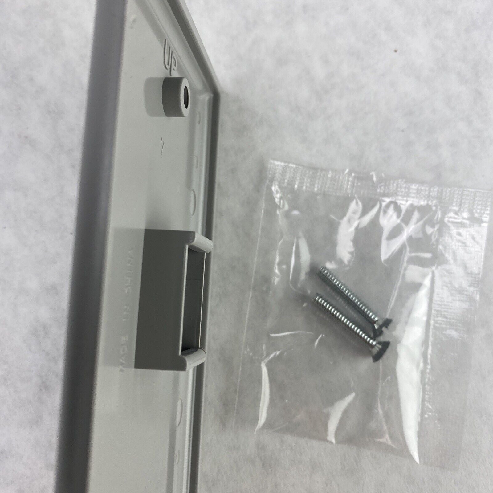 Leviton 41080-1GP Single-Gang 1-Port QuickPort Wallplate Grey (Lot of 10)