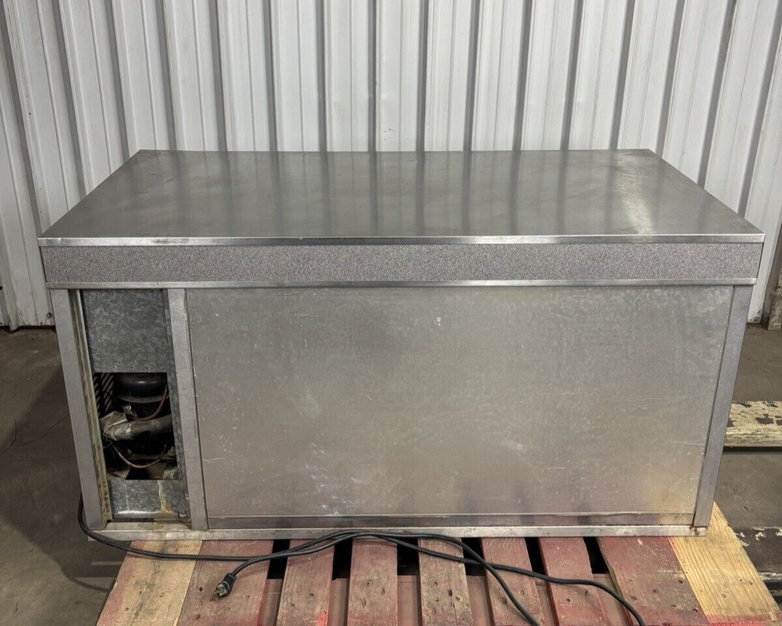 Delfield 7048-M Refrigerator Cooler Display Case Merchandiser