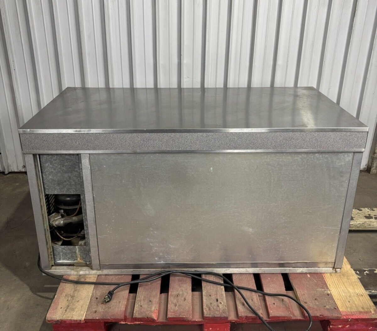 Delfield 7048-M Refrigerator Cooler Display Case Merchandiser