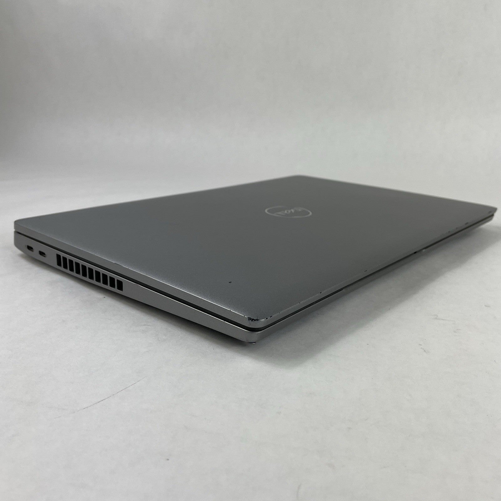 Dell Latitude 5520 15.6" i5-1135G7 2.40 GHz 8 GB RAM No SSD/OS/AC - Worn Keys11