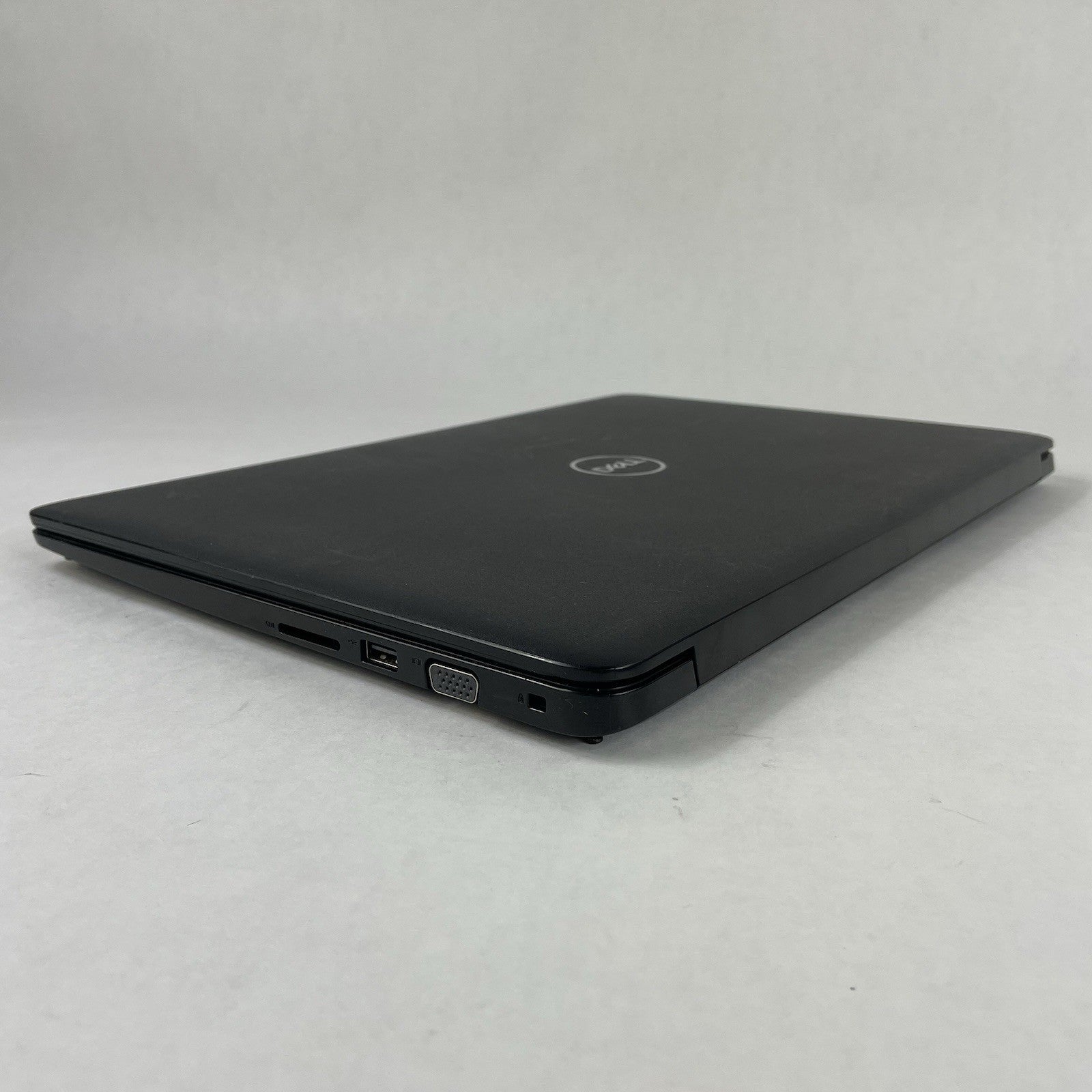 Dell Latitude 3500 15.6" i5-8265U 1.60 GHz 8 GB RAM No SSD/OS/AC - Worn Keys11