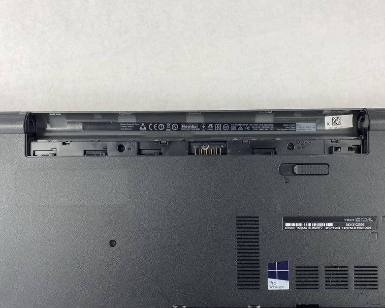 Dell Inspiron 5759 Core i5-6200U 2.3GHz 8GB RAM 17.3" No Battery No HDD No OS