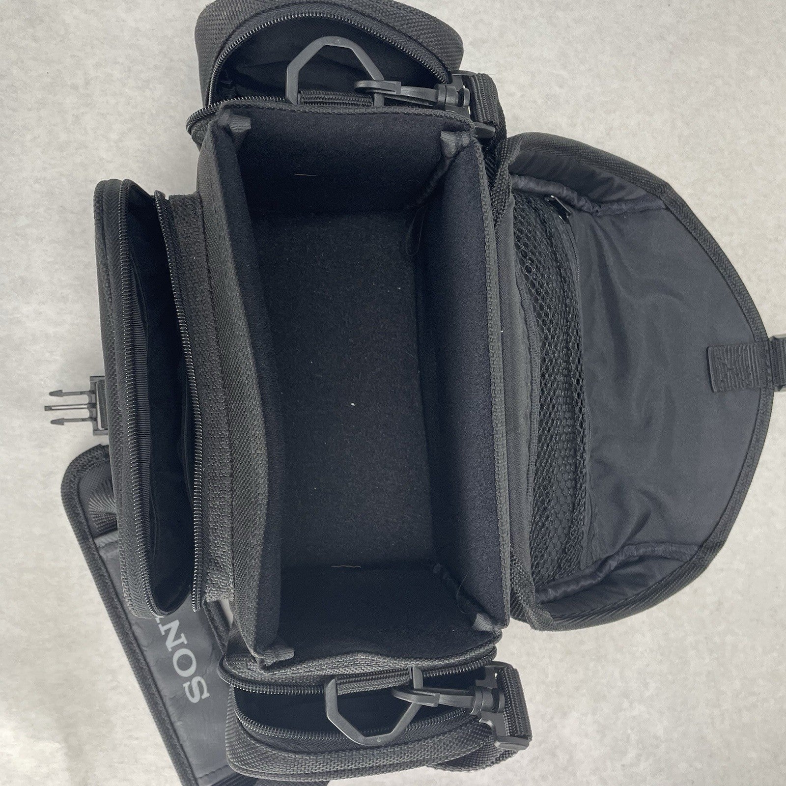 Sony Handycam Carrying Case Carrying Strap And Handle