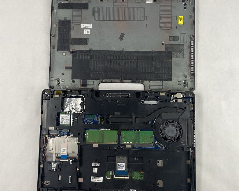 Dell Latitude E5470 14" Core i5-6440 2.6 GHz 8 GB RAM No SSD No OS No Battery